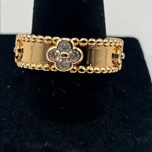 Gold plated Chain Ring with crystal Accents Size 9